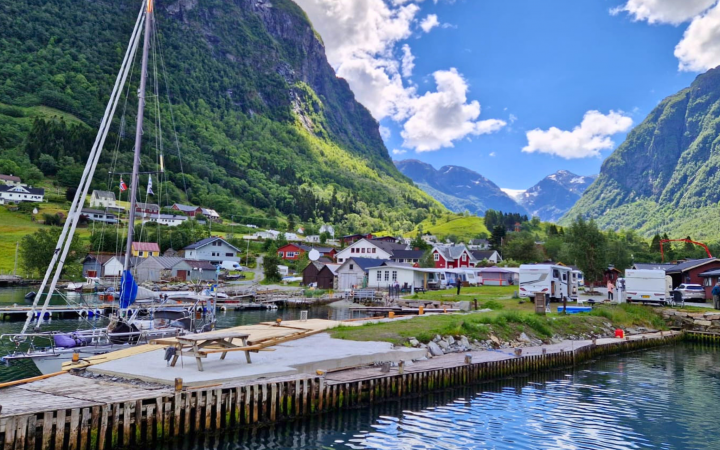 jyu6yertsdgfhjfyutrsdfgg